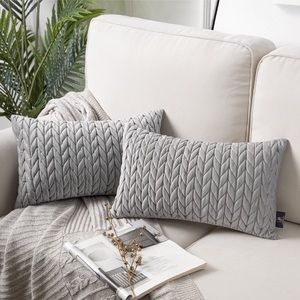 NWOT Phantoscope Quilted Velvet Braid Textured Pleated Decorative Throw Pillow